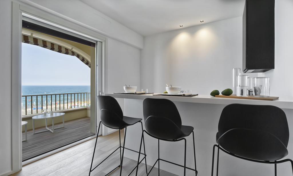 Luxury Suites Collection - Milano 33 Riccione Exterior foto