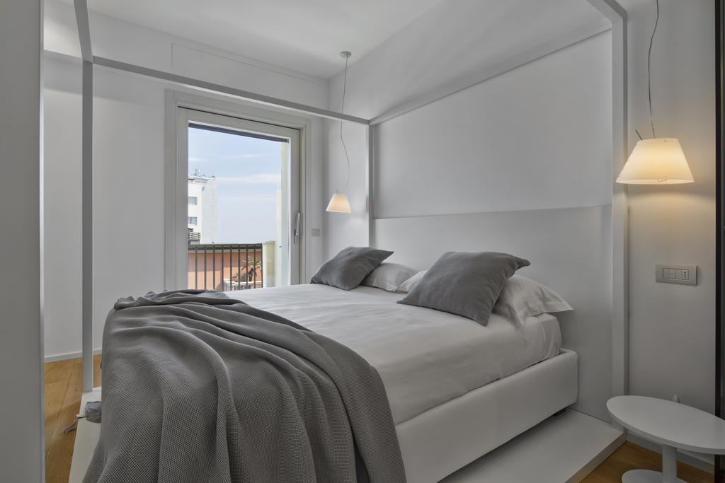 Luxury Suites Collection - Milano 33 Riccione Exterior foto